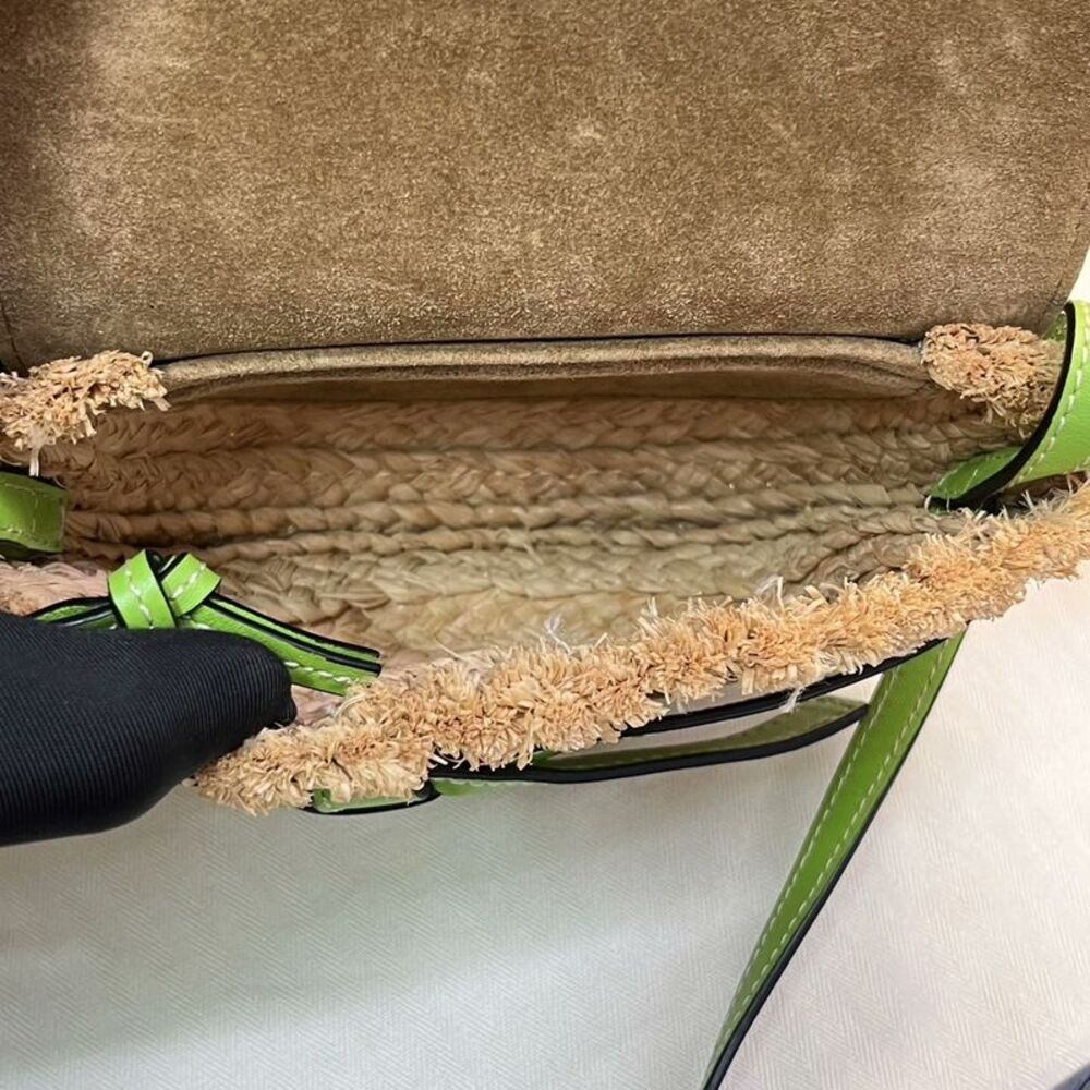 Loewe Women Pre-Loved Bag Very Good Condition - Picture 6 of 6